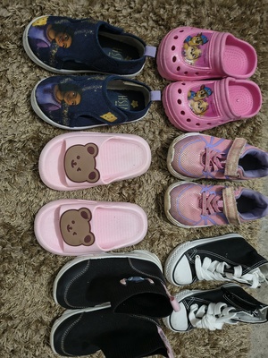 Elbląg ZAMIENIE za kawę 500g buty /kapcie dla dziewczynki rozmiar 25