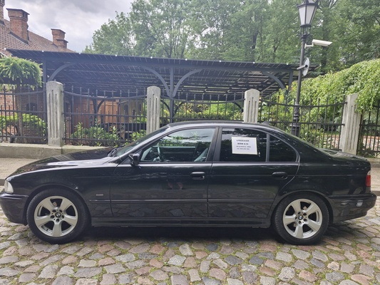 Elbląg BMW E39 2.2 Benzyna. 