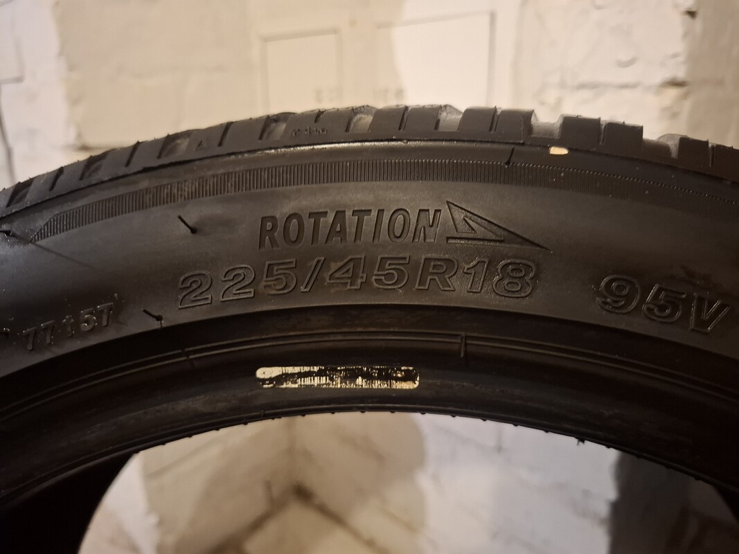 Elbląg Sprzedam opony zimowe Bridgestone i Pirelli