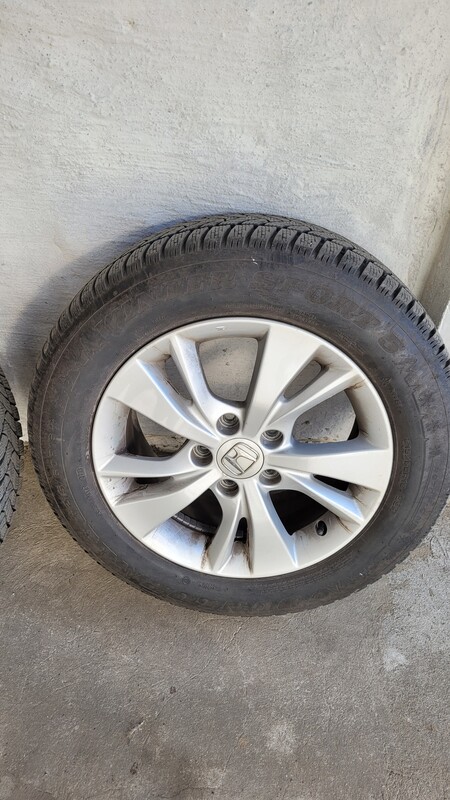 Elbląg Felgi 7x16 5x114,3 ET55 (opony 215/60 R16)
