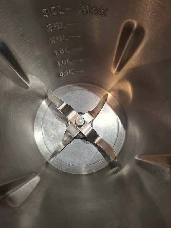 Elbląg Witam, mam do sprzedania robot kuchenny Monsieur Cuisine Smart potocznie zwany Lidlomixem lub Lidką;) Zakupiony