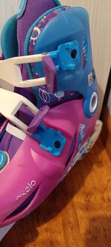 Elbląg Rolki dziewczęce Decathlon OXELO rozmiar 34-36,z regulacją. Wszystkie zapięcia sprawne, wygodne zapinanie,