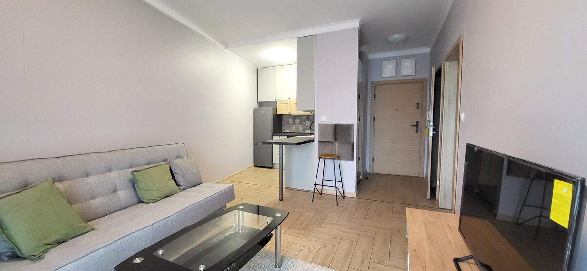 Elbląg KWADRAT NIERUCHOMOŚCImieszkanie 2 pokojowe w Regal ParkuII piętro, windaumeblowane i wyposażonegotowe do