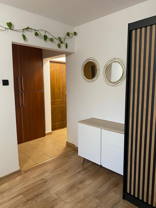 Elbląg Wynajem kawalerki Wynajmę dużą kawalerkę w centrum w pełni wyposażoną na ul.