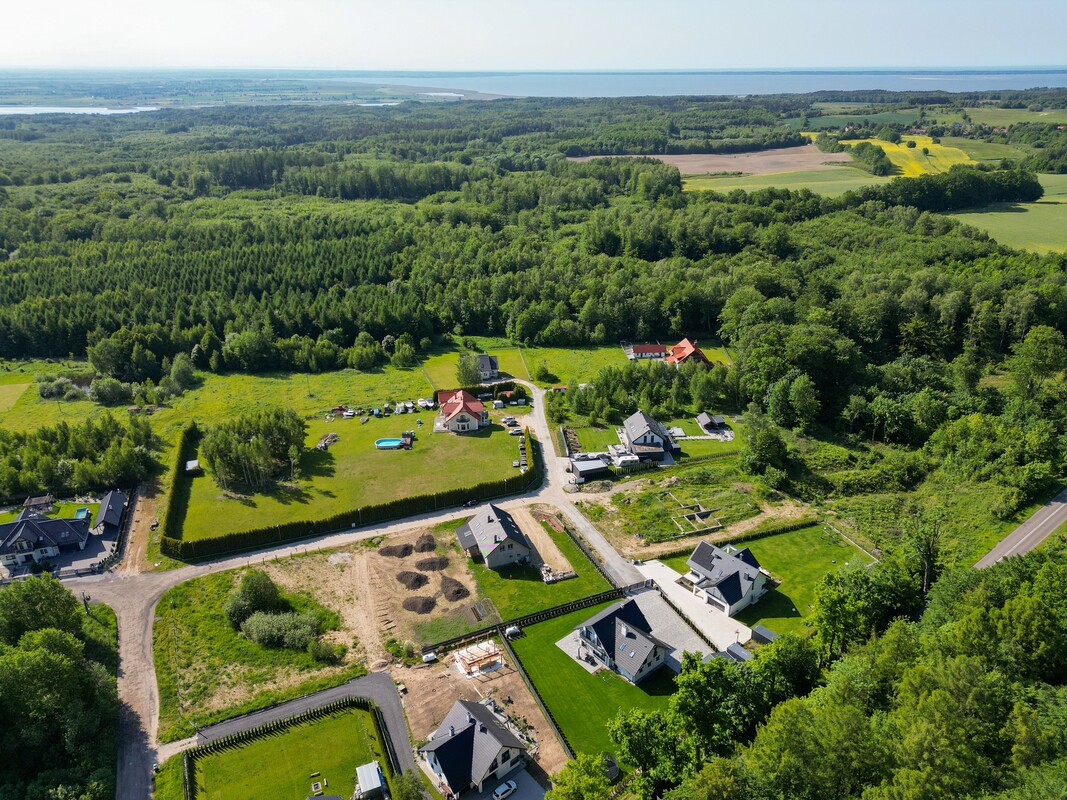Elbląg NIERUCHOMOŚCI ANNA KRASZEWSKA  Działka pod zabudowę jednorodzinną w Krasnym Lesie  ul. Lema