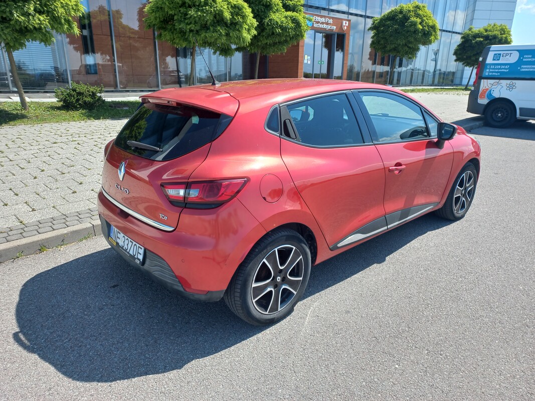 Elbląg Sprzedam czerwone Renault Clio.2013 r. , sedan, benzyna, pierwsza rejestracja 2014,pierwszy właściciel,