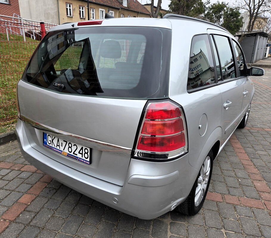 Elbląg Opel Zafira B 1,6Benzyna Gaz 105KM 2008Rok 7-Osobowa Gaz Ważny Do 2035r-Klimatronik Poduszki