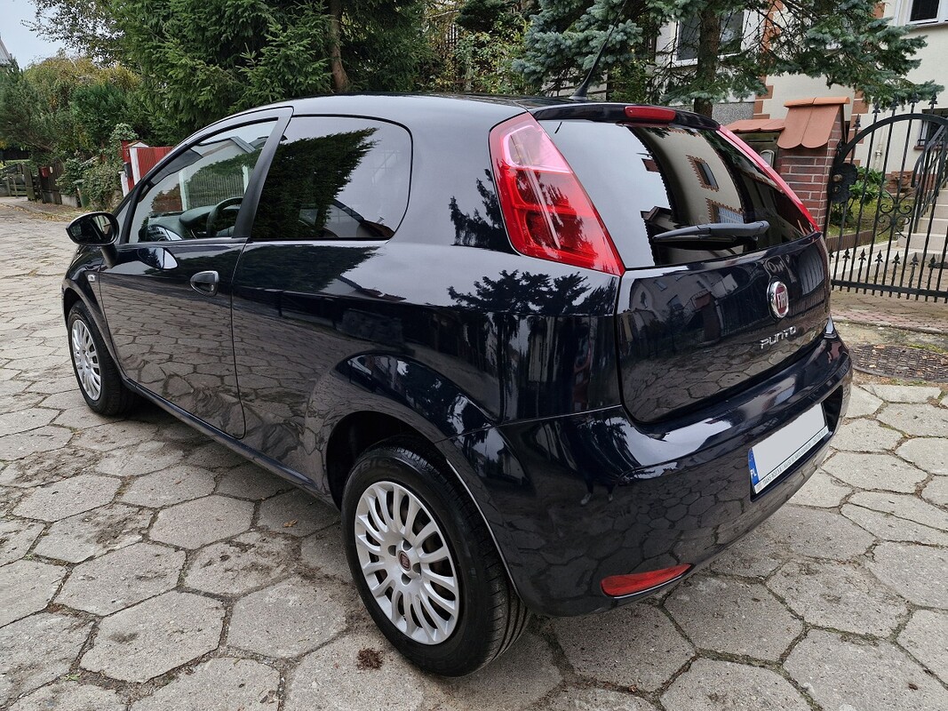 Elbląg Fiat Grande Punto1.4 BenzynaRok produkcji 2015Klimatyzacja172 tys kmKupiony w Polskim Salonie