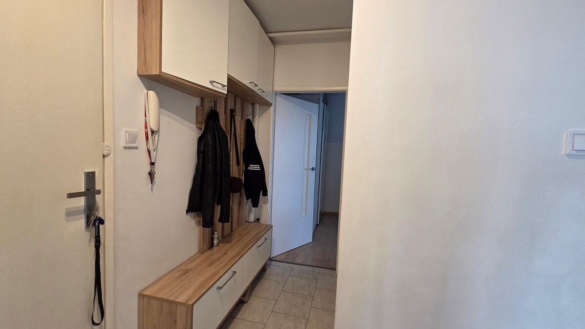 Elbląg SZULC & SZULC BIURO NIERUCHOMOŚCI NA SPRZEDAŻ Przestronne 3-pokojowe