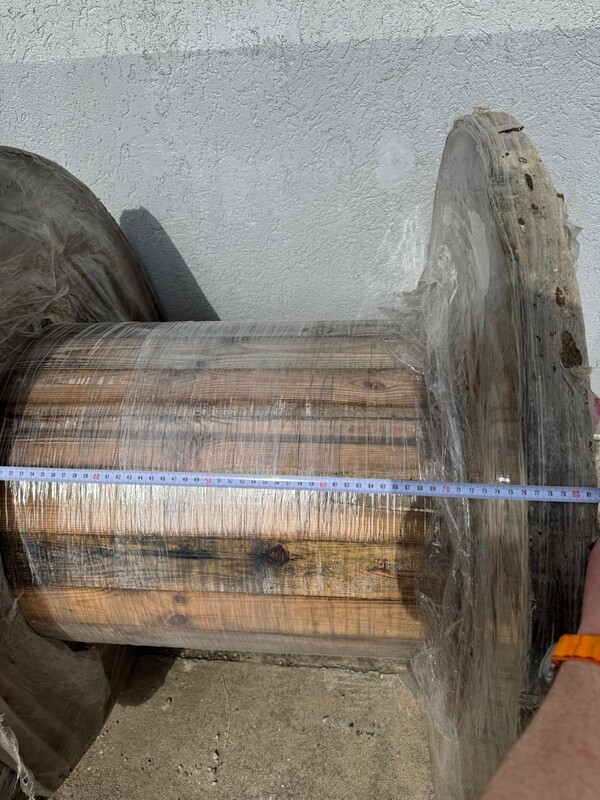 Elbląg Witam. Posiadam na sprzedaż bębny drewniane/szpule kablowe w bardzo dobrym stanie. Idealne na stolik działkowy,