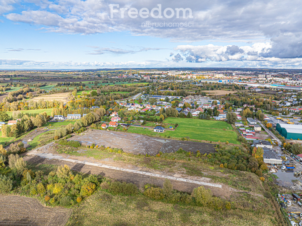 Elbląg FREEDOM NIERUCHOMOŚCISprzedam działkę - Elbląg, Nowodworska. Zapraszam do zapoznania się z ofertą