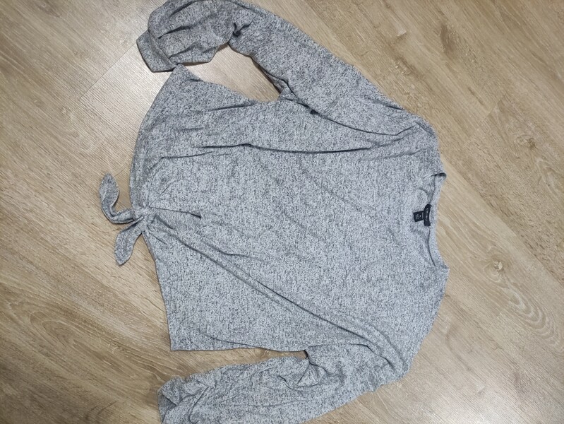 Elbląg Witam sprzedam dużo ubrań damskich ceny od 5 zł zapraszam osoby zainteresowane kontakt najlepiej SMS rozmiar od