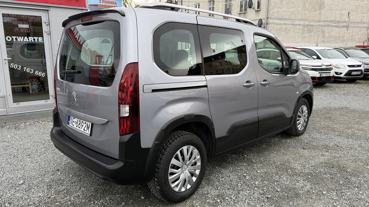 Elbląg Auto Leew LEWANDOWSKI Kupujemy i Sprzedajemy tylko dobre auta Za auta z Polskiego Salonu Płacimy Najwięcej