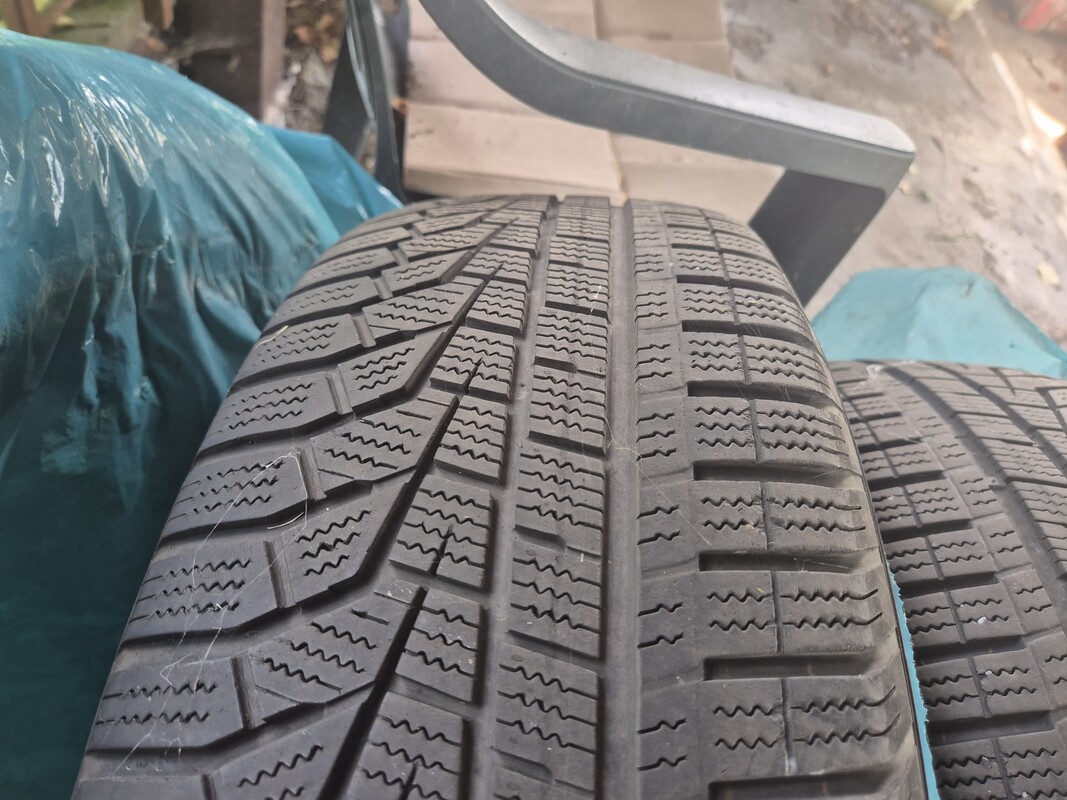 Elbląg Opony zimowe Hankook 215/65/17 Winter i*cept evo2 SUV W320A DOT 2021