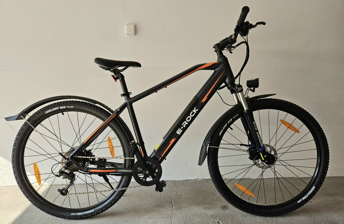 Elbląg Sprzedam rower górski E-Rock MT29 Advance X1 29 cali tylko 17km;
Nietrafiony zakup
Stan: Używany jak nowy
Moc