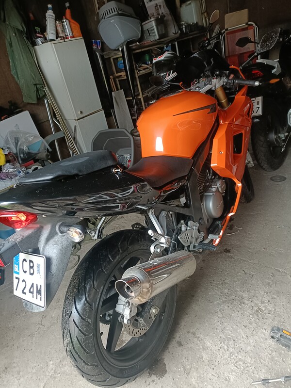 Elbląg Hyosung GTR 125 – sportowy wygląd, kat. B, gotowy do jazdy
Pojemność: 125 cm³
Możliwość jazdy na prawo jazdy