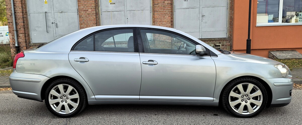 Elbląg Toyota Avensis Lift 2,0Diesel 130Km Bogata Wersja Wyposażenia 2008Rok Skrzynia 6-Biegowa -4XElektryczne Szyby Abs