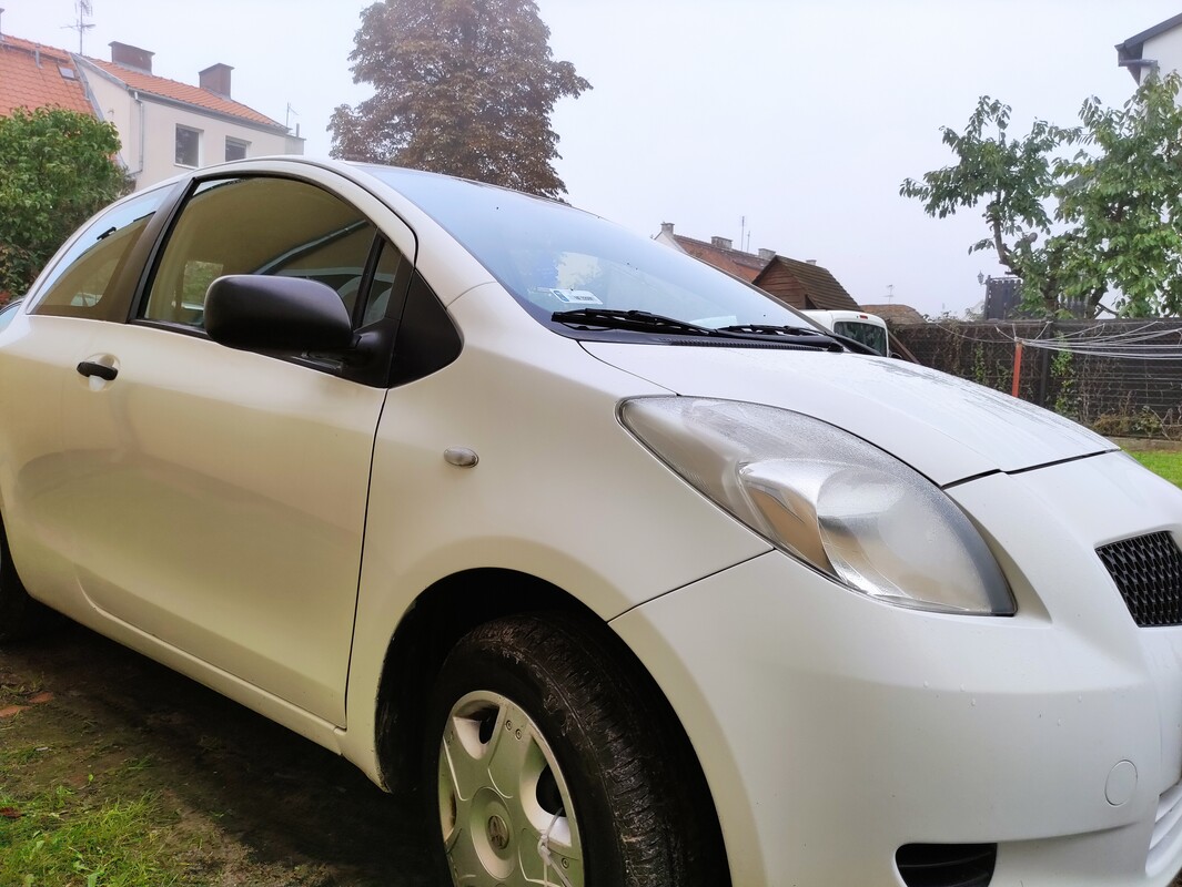 Elbląg Sprzedam Toyotę Yaris 1.0,2006 r.