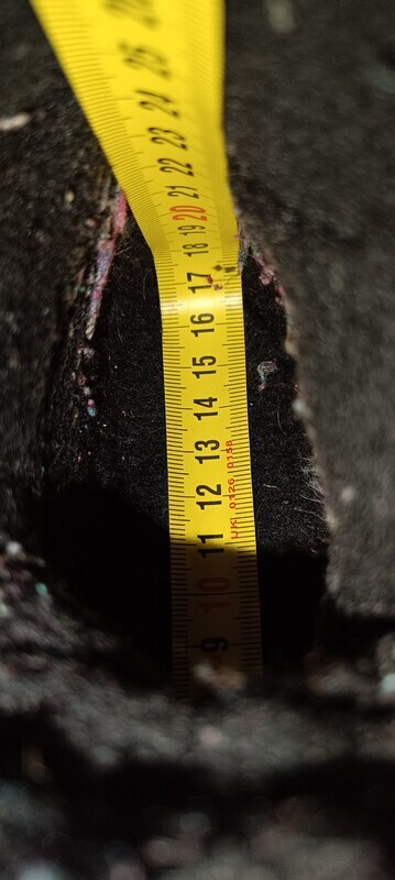 Elbląg Ciepłe i bardzo wygodne, zamki działają, nie brakuje żadnego ćwieka, fajny kolor niebudzący. Polecam. Rozmiar