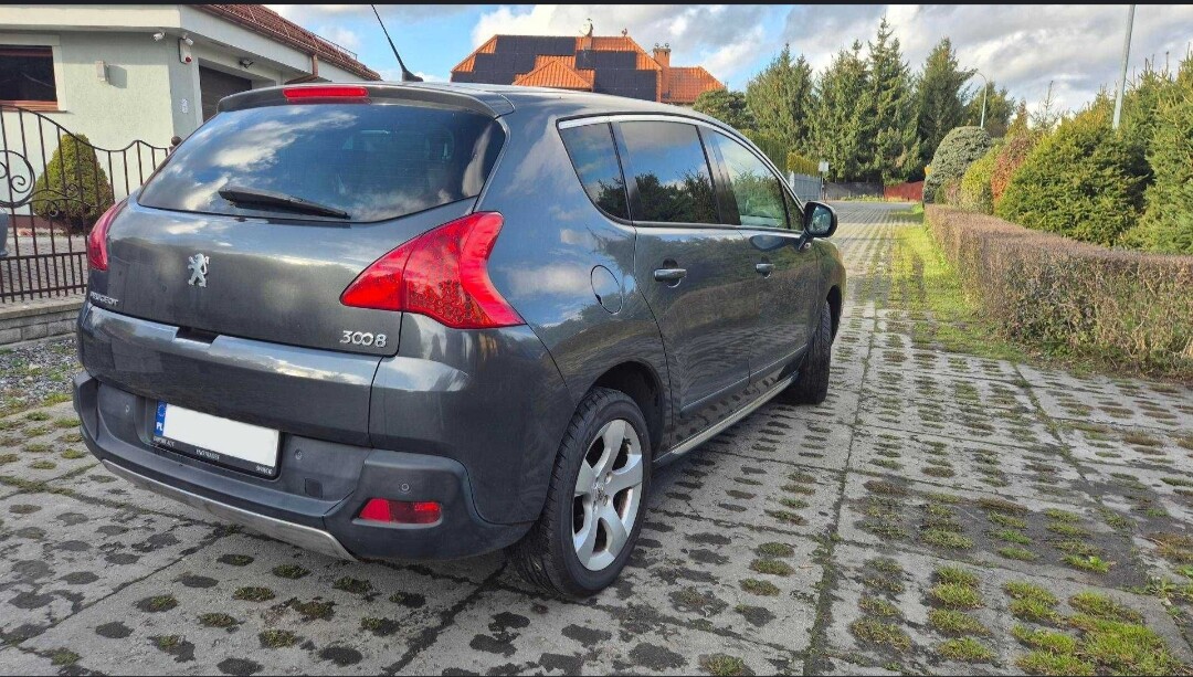 Elbląg Sprzedam Peugeot 3008 1.6HDI Premium. Auto z 2012 roku, a w moich rękach od 2016.W samochodzie 5tyś km temu