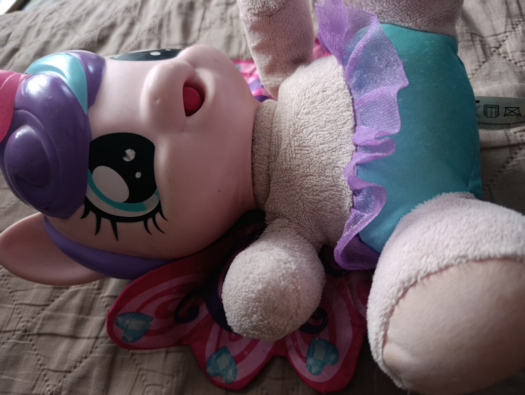 Elbląg Sprzedam interaktywnego kucyka My Little Pony FlurryHeart marki Hasbro. Stan dobry do wyczyszczenia, Brak