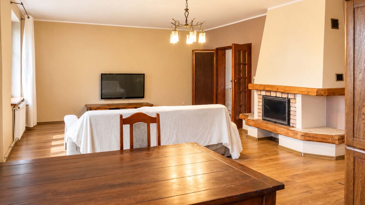 Elbląg DE FACTO NIERUCHOMOŚCITWÓJ ZAUFANY PARTNER MIESZKANIE W NA UL. ORĘŻNEJ W ELBLĄGU 114,48 M2 - 4 POKOJE W TYM