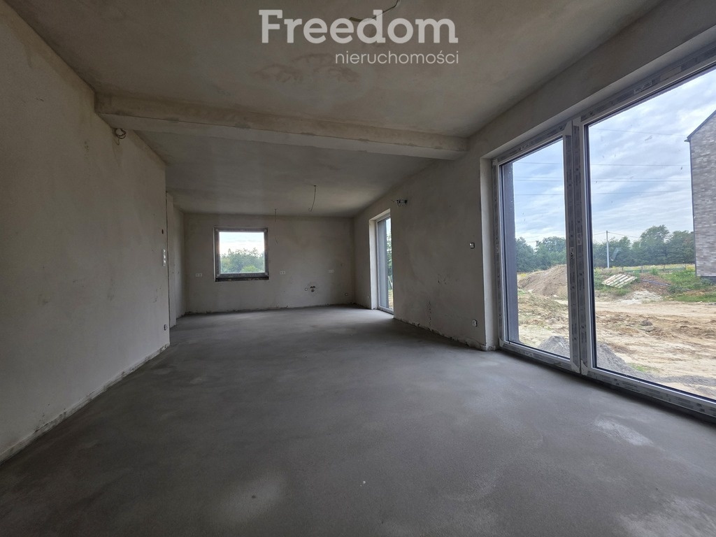 Elbląg FREEDOM NIERUCHOMOŚCISprzedam dom - Elbląg, Druskiennicka. Nowoczesny dom w zabudowie bliźniaczej – Osiedle