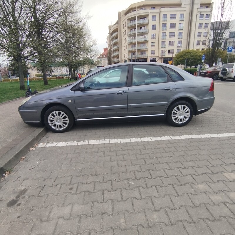 Elbląg Sprzedam Zadbanego
CITROENA C5 - z Doskonałym Silnikiem - 2.O HDI.
Kolor - GRAFIT METALIC.
Super TAPICERKA