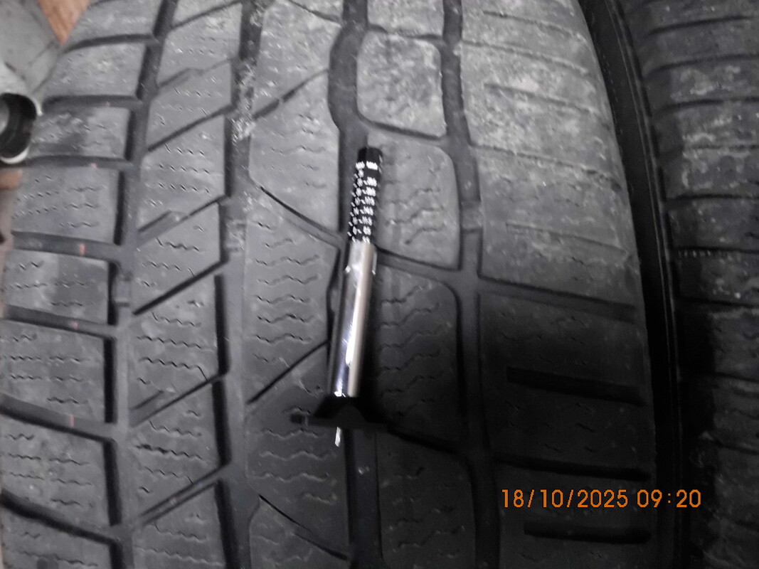 Elbląg Kuchenka gazowa BEKO używana, sprawna z piekarnikiem. cena 190 zł
Opony Continental zimowe, rozmiar 225/45 R17