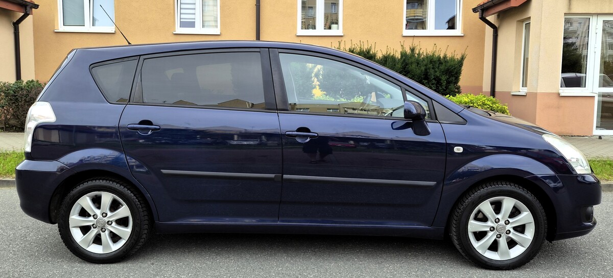 Elbląg Toyota Corolla Verso 2008Rok 1,8Benzyna 130KM 7-Mio Osobowy Automatyczna Skrzynia Elektryczne Szyby i Lusterka