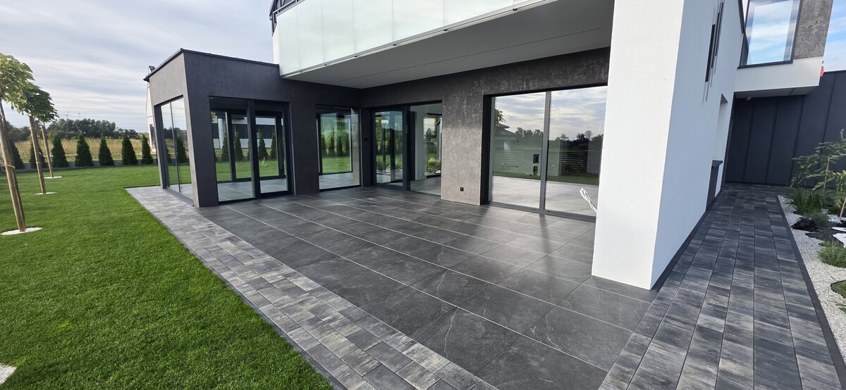 Elbląg Nowoczesny dom z ogrodem zimowym – Nowina, 5 km od Elbląga Na sprzedaż: Komfortowy dom 220 m² z