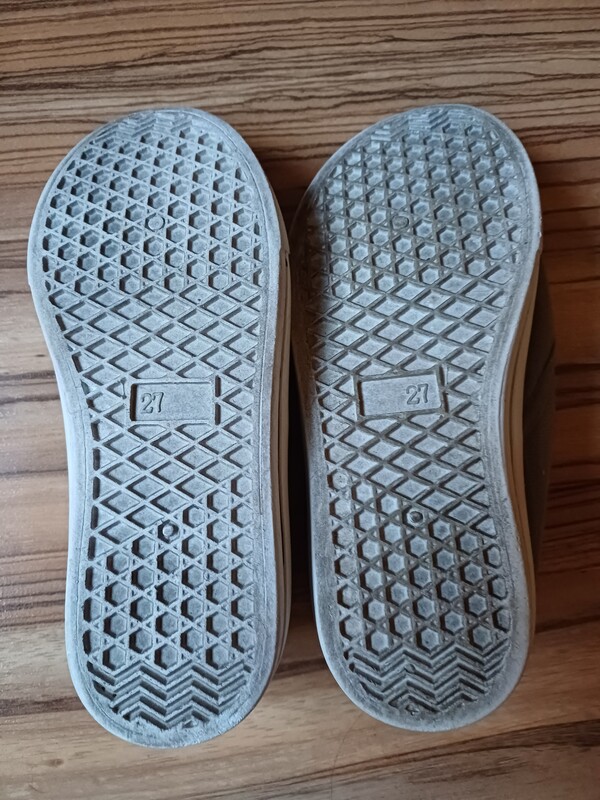 Elbląg Fila rozmiar 27 tenisówki na gumce kolor khaki zielony stan bardzo dobry
