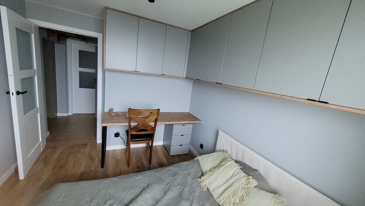 Elbląg Mieszkanie 3 pokoje 62,1 m² – po generalnym remoncie, wysoki standard, klimatyzacja, umeblowanie w