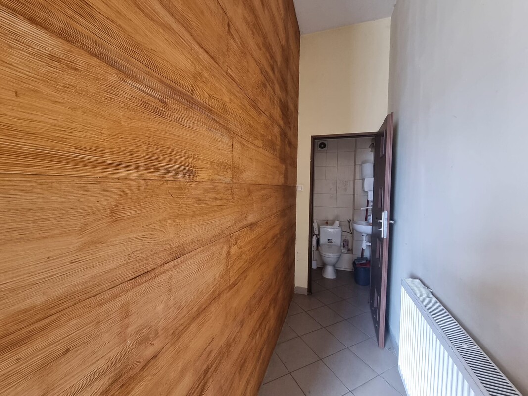 Elbląg AS NIERUCHOMOŚCI POLECADOSKONAŁE MIEJSCE NA TWÓJ BIZNESLOKAL UŻYTKOWY Elbląg, ul. Grunwaldzka* 73 mkw parter+