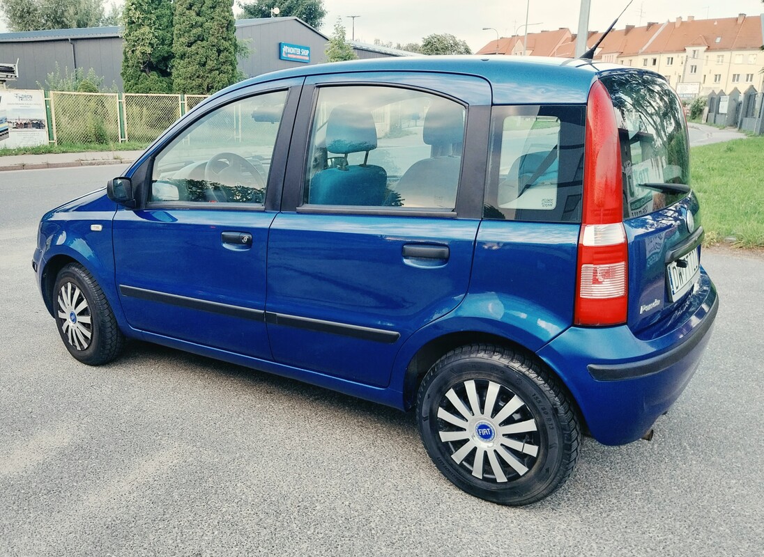 Elbląg Fiat Panda z 2005 roku, poj. 1.2 benz to niezawodne auto miejskie, które sprawdzi się zarówno w codziennych