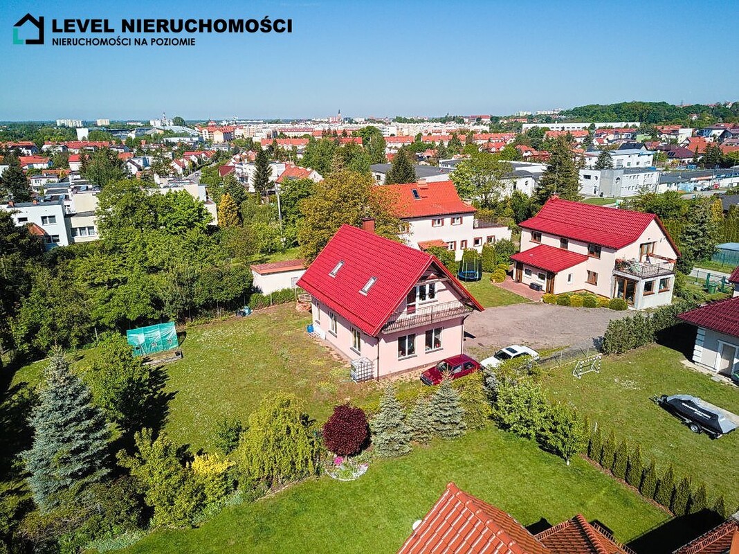 Elbląg LEVEL NIERUCHOMOŚCI Dom, warsztat na dużej działce w mieście Zabudowa 257m2,działka
