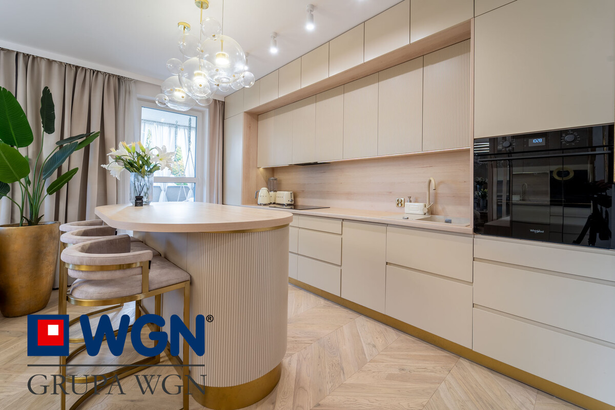 Elbląg WGN Nieruchomości Elbląg prezentuje wyjątkowe, 4-pokojowe mieszkanie o powierzchni 76,45 m², wykończone pod
