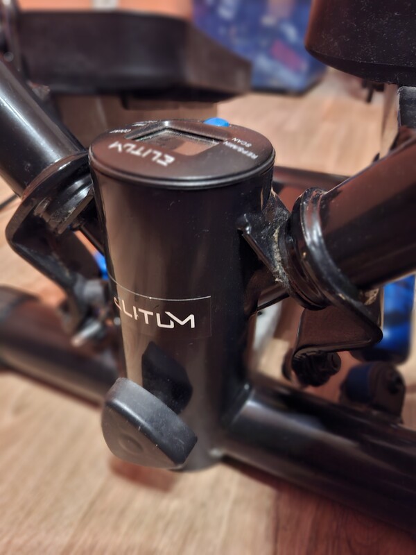 Elbląg Sprzedam stepper ELITUM z ekspanderami.
Stan bdb. Napisz sms jeśli chcesz dopytać.
Szczuplejsze nogi i