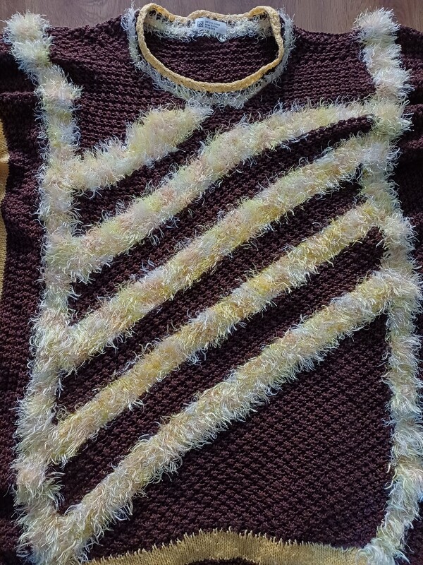 Elbląg Efektowny sweter rozmiar od 38 do 44,rękaw 3/4 stan idealny jak nowy, przedłużane boki