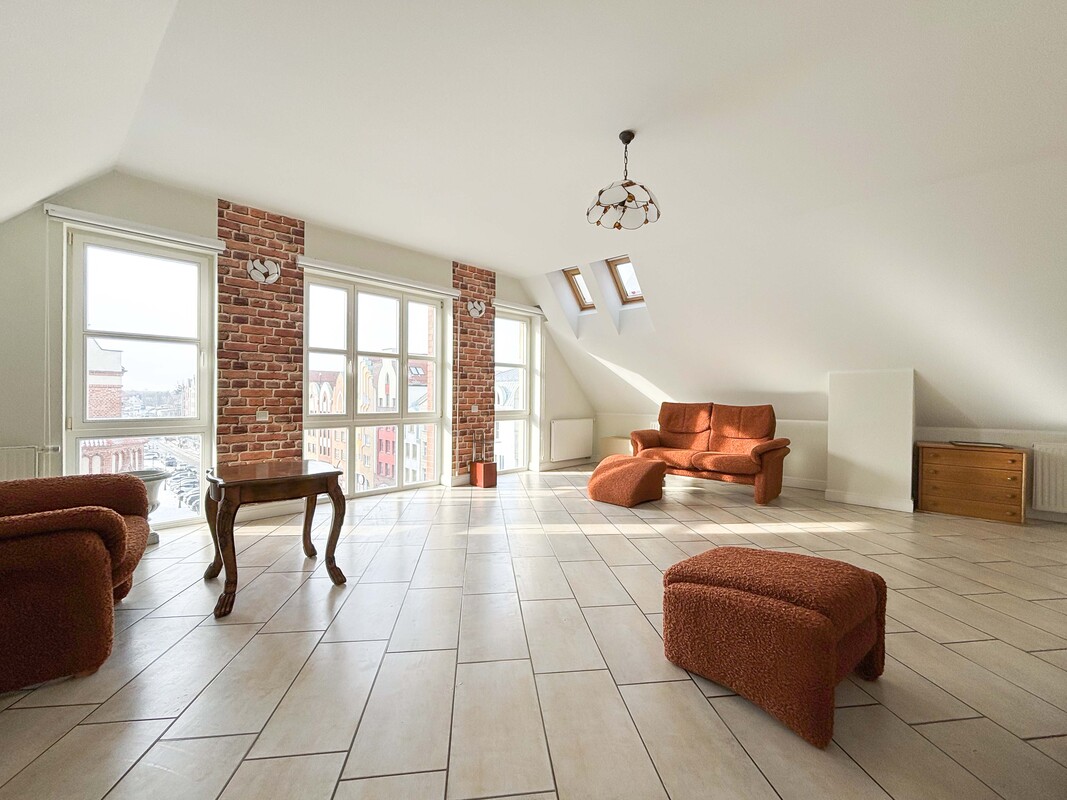Elbląg 🏠DE FACTO NIERUCHOMOŚCI🏠TWÓJ ZAUFANY PARTNER MIESZKANIE W SERCU STAREGO MIASTA - UL.