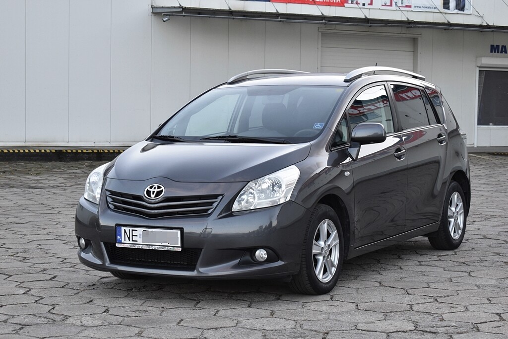 Elbląg . TOYOTA VERSO II 2009 ROKWersja 7-osóbSkrzynia manualna 6 biegówSalon PolskaSilnik 2.0 na łańcuszku rozrząduAuto