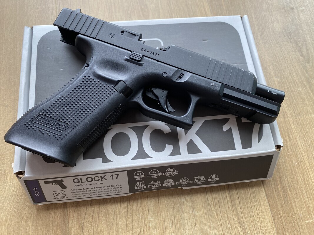 Elbląg Sprzedam pistolet wiatrówkowy firmy UMAREX na oficjalnej licencji Glocka. Wiatrówka ta to precyzyjna replika