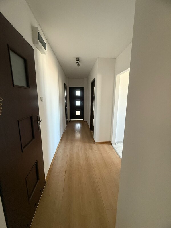 Elbląg Na sprzedaż3-pokojowe mieszkanie z pięknym widokiem – Centrum Elbląga, ul. KrólewieckaUmów się na