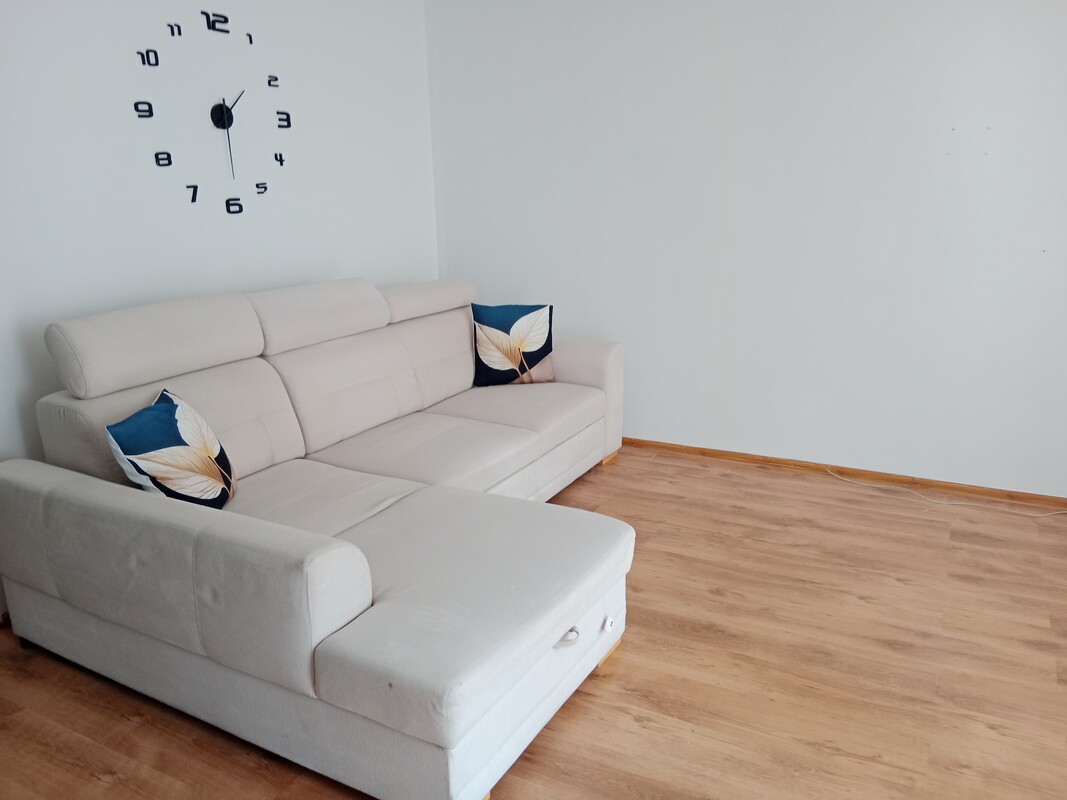Elbląg 🏠 EL-FACTOR zaprasza do zapoznania się z ofertą wynajmu!Mieszkanie 2-pokojowe z oddzielną dużą kuchnią,