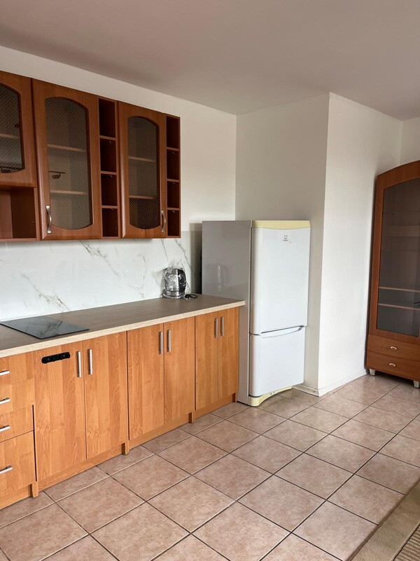 Elbląg Wynajmę mieszkanie 2 pokoje, w centrum Elbląga ul.1 Maja, piętro 4,58 m kw. Mieszkanie umeblowane po remoncie.