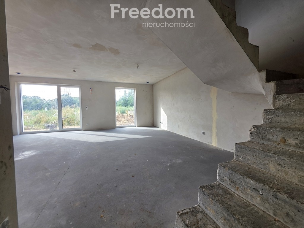 Elbląg FREEDOM NIERUCHOMOŚCISprzedam dom - Elbląg, Druskiennicka. Nowoczesny dom w zabudowie bliźniaczej – Osiedle