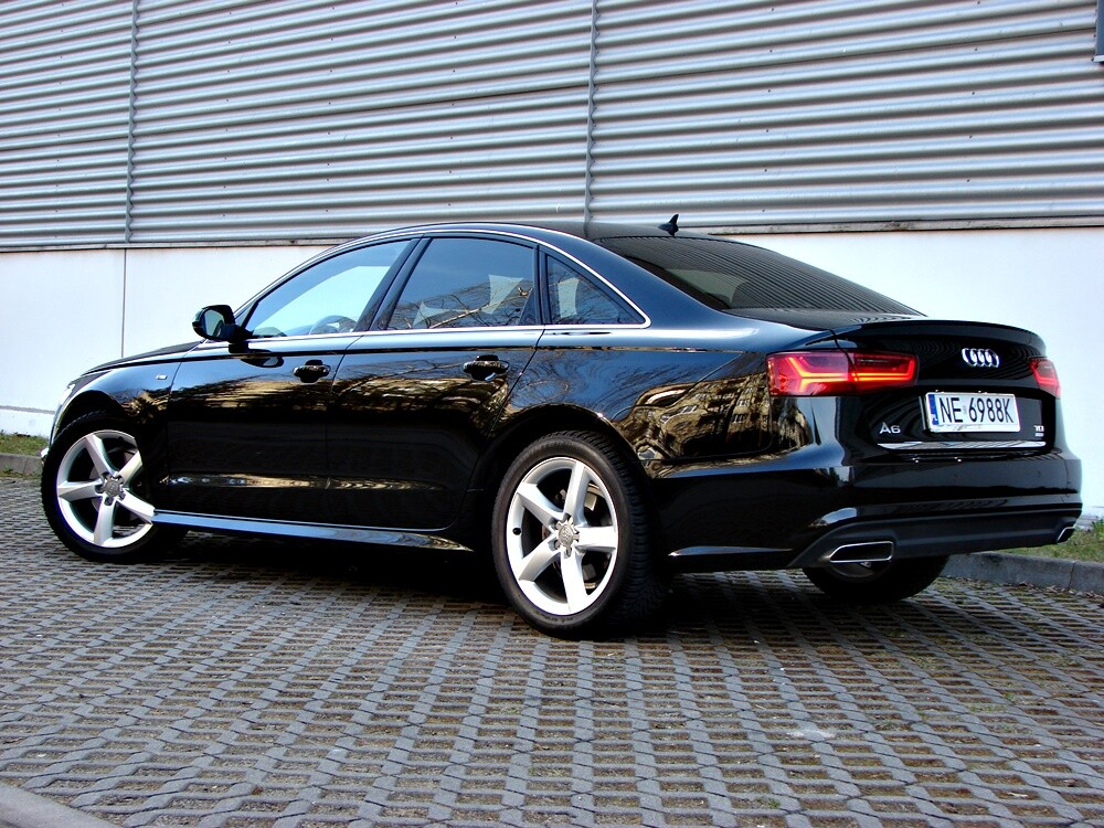 Elbląg Audi A 6Poj 2000 tdiRok 2018KlimatyzacjaABSElektryczne szyby przedniePoduszka powietrzna