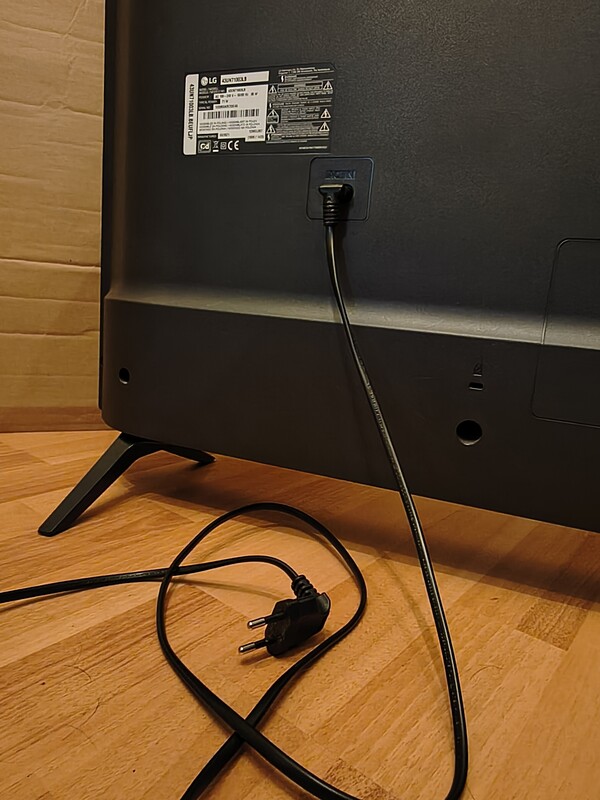 Elbląg Sprzedam telewizor LG 43UN71003LB z 2021r. z awarią podświetlenia matrycy (prawdopodobnie przepalone soczewki