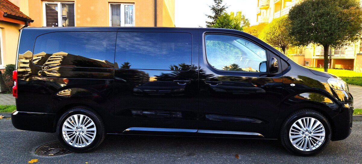 Elbląg Opel Vivaro Long 2.0Diesel 145KM 2021Rok 8-Mio Osobowy Świeżo Sprowadzony z Niemiec -Wspomaganie Kierownicy