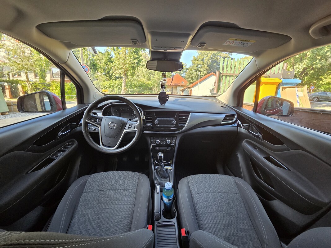 Elbląg Zadbany Opel Mokka X 1.6 Benzyna (116 KM) Wersja Active S& S Rok produkcji: 2016 Przebieg tylko 81 000 km